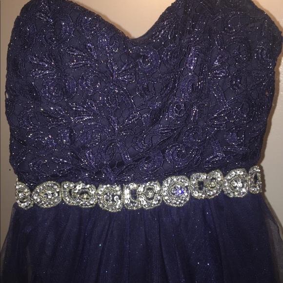 Homecoming dress - Picture 3 of 5